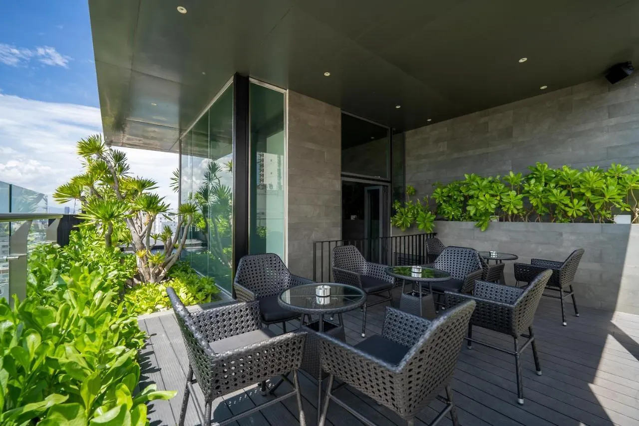 Legend Boutique Hotel Da Nang 3*,